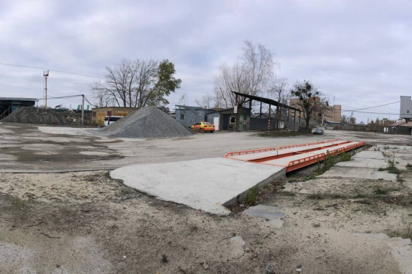 Продаж майнового комплексу цементофасувального складу в м. Києві